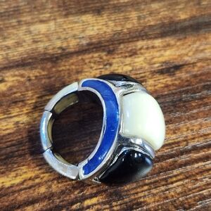 💖Chico's Silver Adjustable Ring with Blue, Black, and Cream Enamel